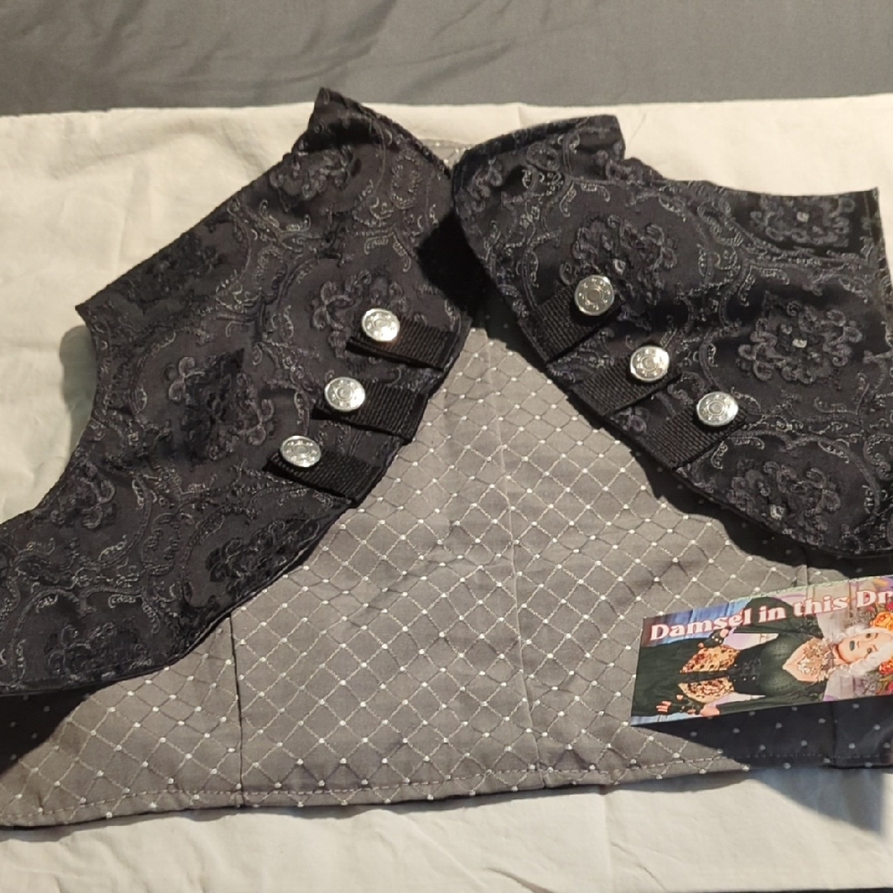 Damsel In This Dress Sgt Pepper Vest in Black Jacquard  XL